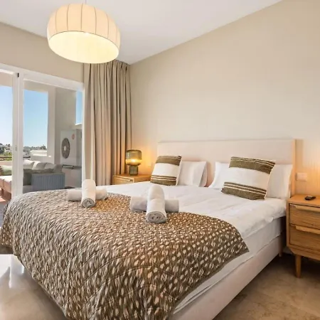 Casa Ximena In Lunymar Golf With Pool And Nearby) Lejlighed Estepona